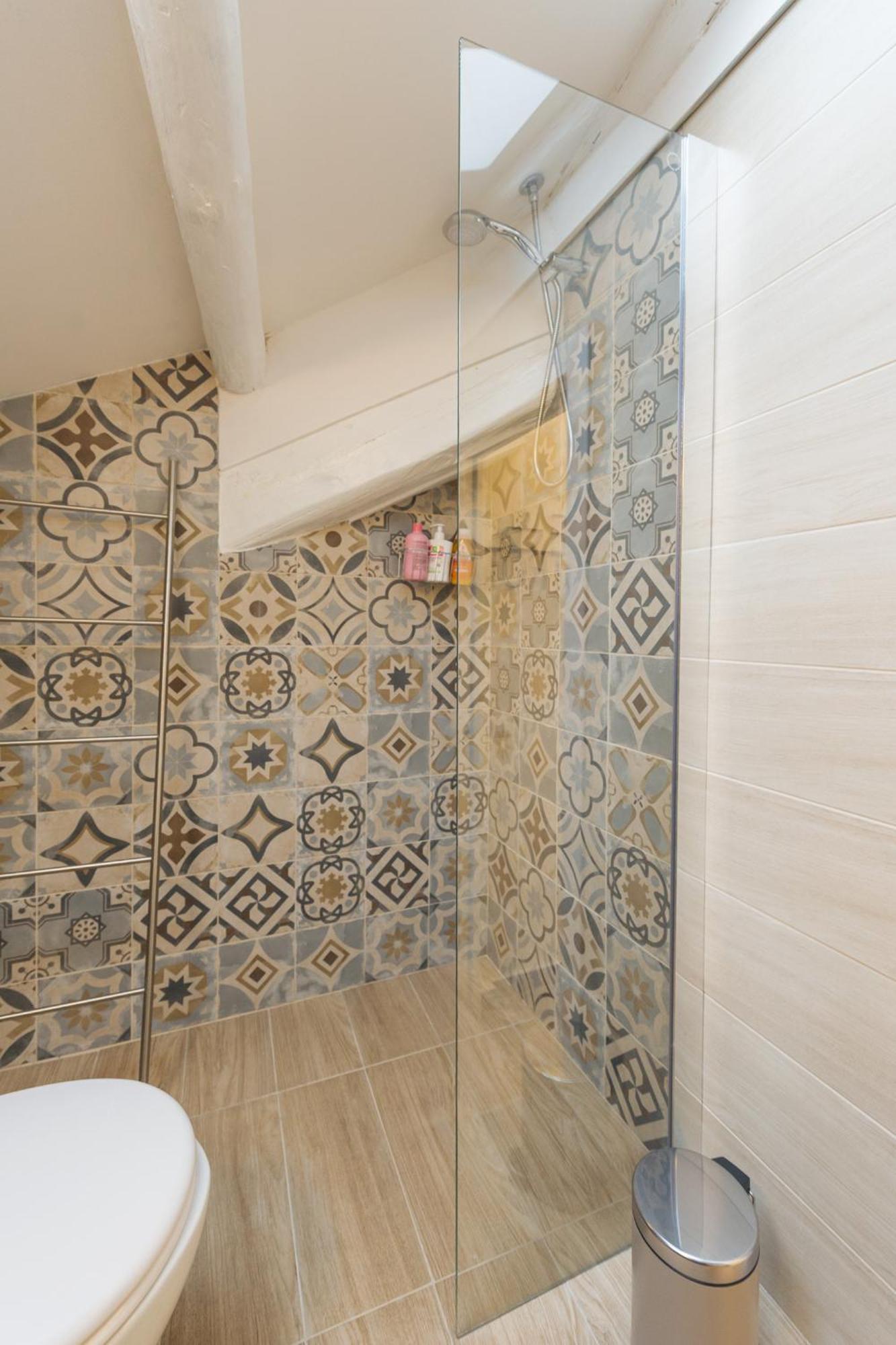 Deluxe Attic For 2, With Amazing Terrace And Poweful Wi-fi - Very Near The Metro, Position, Very Well Connected To Train Stations And Malpensa, Linate And Begramo Airports *